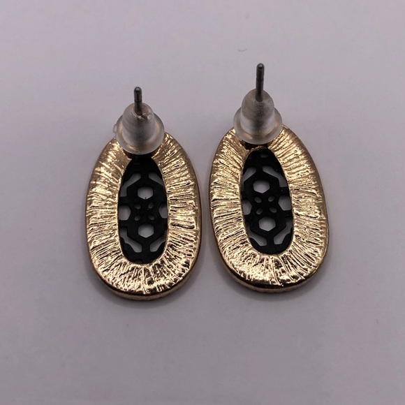 Two-tone Gold Edge Black Filagree Designed Center Earrings - Picture 5 of 6